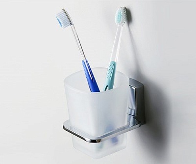 Стакан для зубных щеток стеклянный WasserKRAFT Leine K-5028